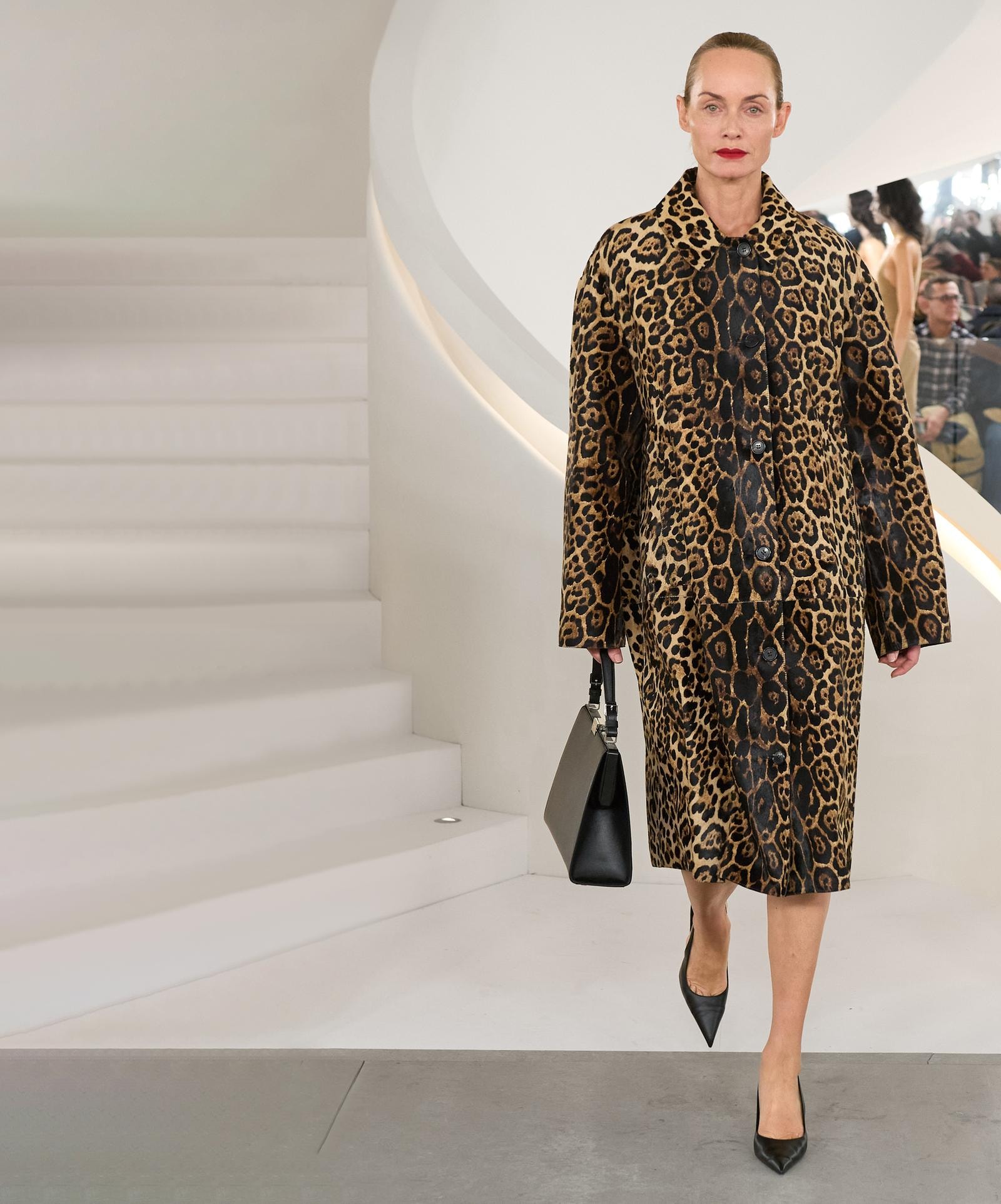 Un look Michael Kors fall-winter 2024