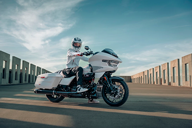 L’Harley CVO Road Glide ST