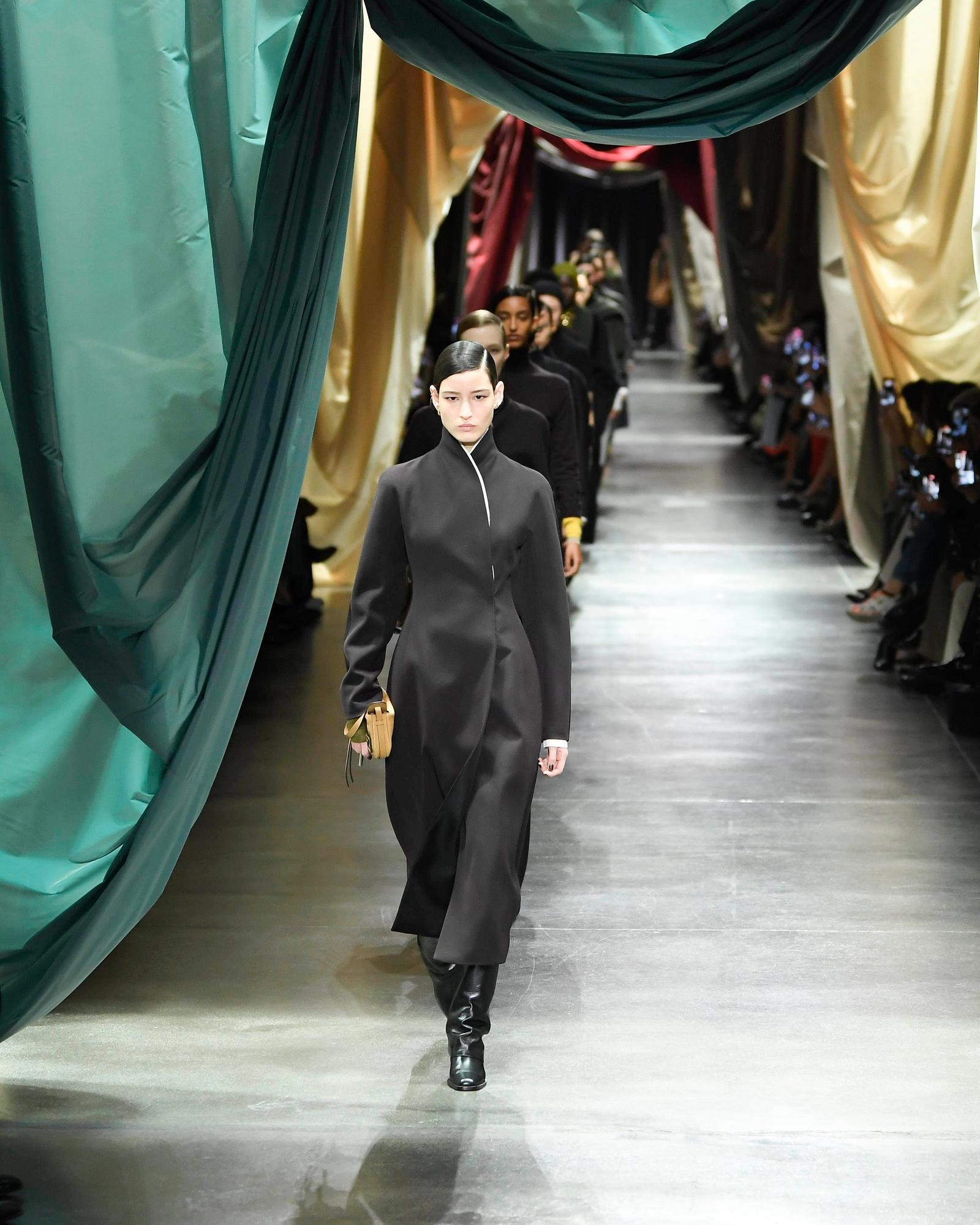 Il finale dello show fall-winter 2024/25 di Fendi