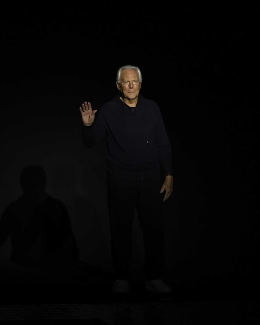 Giorgio Armani alla sfilata di Emporio Armani fall-winter 2024