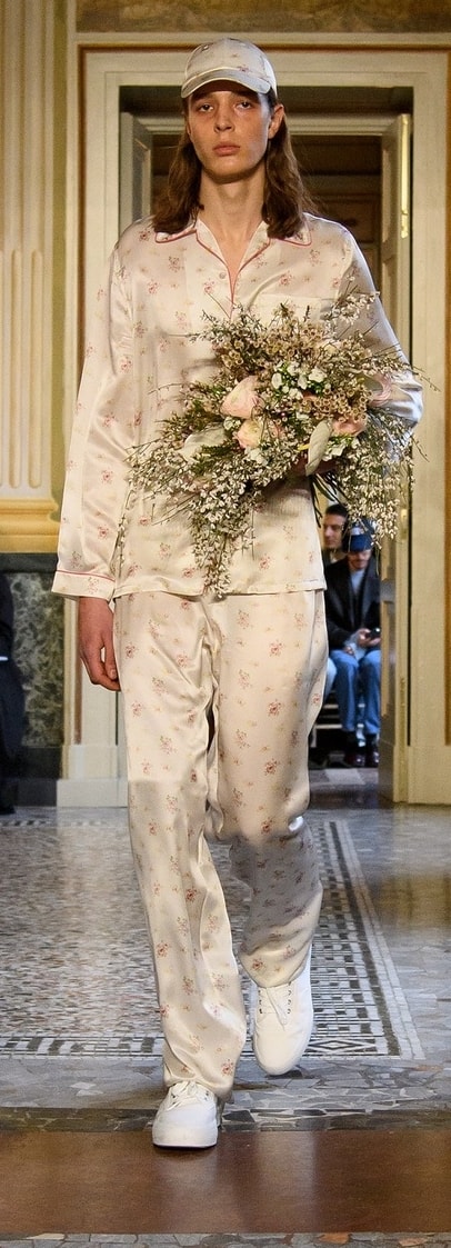 Un look Blumarine fall-winter 2024 (courtesy Blumarine)