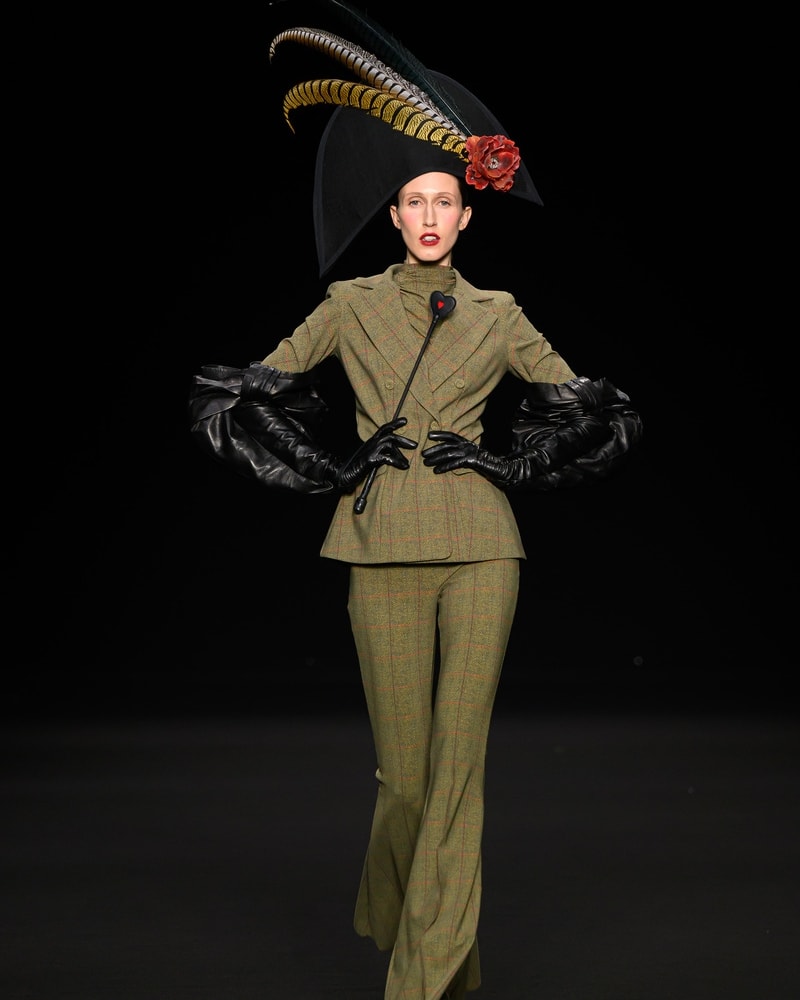 Un look Chiara Boni fall-winter 2024 (courtesy Chiara Boni La petite robe)