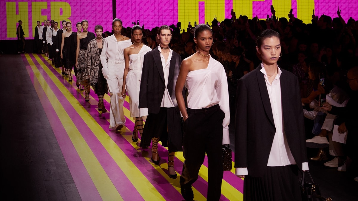 Il finale della sfilata Dior spring-summer 2024 (courtesy Dior/Adrien Dirand)
