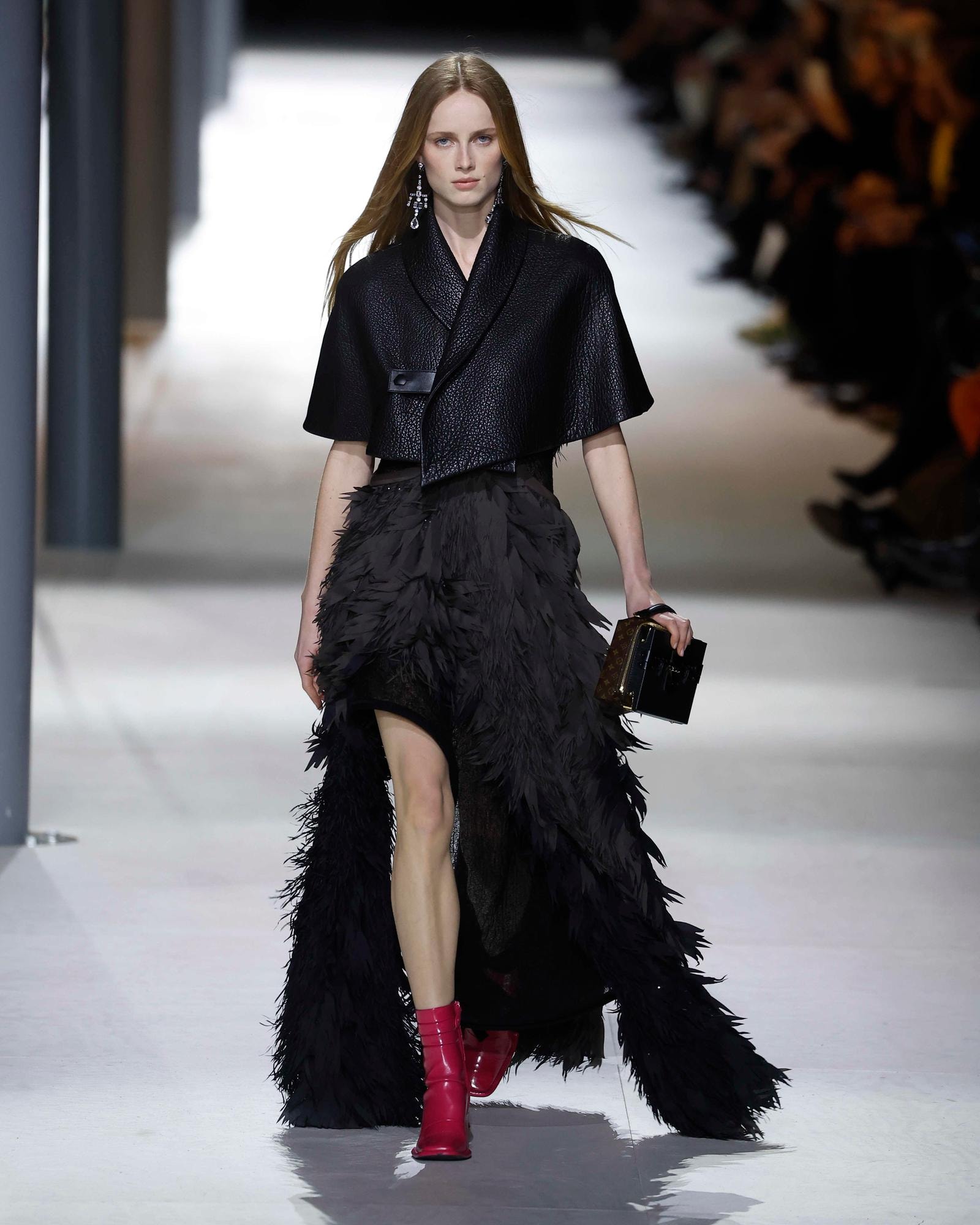 Un look Louis Vuitton autunno-inverno 2024/25
