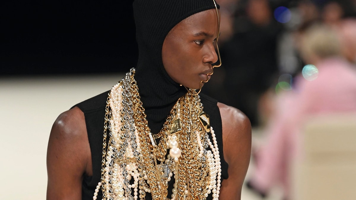 Un look Balmain fall-winter 2024/25