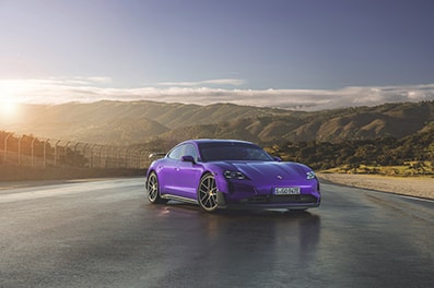 Porsche Taycan Turbo GT, una berlina sportiva elettrica e potente
