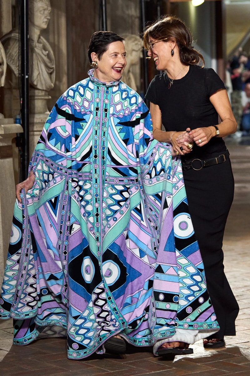 Isabella Rossellini con Camille Miceli (courtesy Pucci)