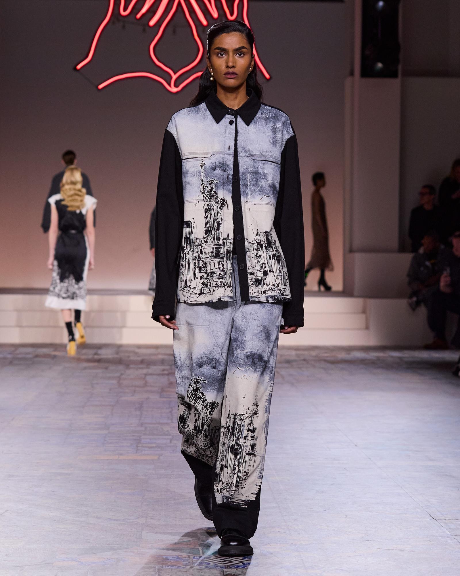 Un look Dior fall 2024 (courtesy Dior)