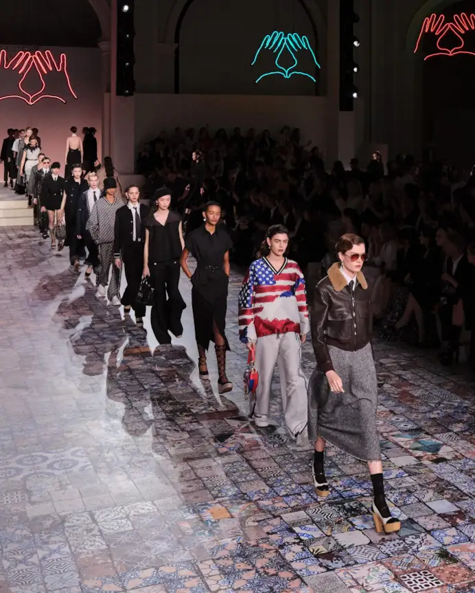 Il finale della sfilata Dior fall 2024 (foto Paul Vu, courtesy Dior)