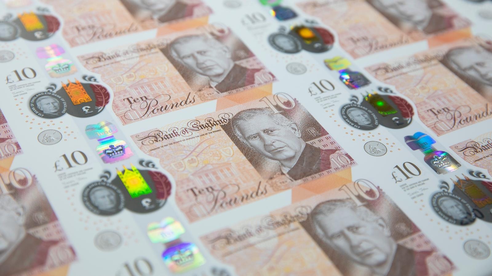 L’inflazione nel Regno Unito scende meno delle attese al 3,2% e suscita dubbi sui tagli dei tassi della Bank of England