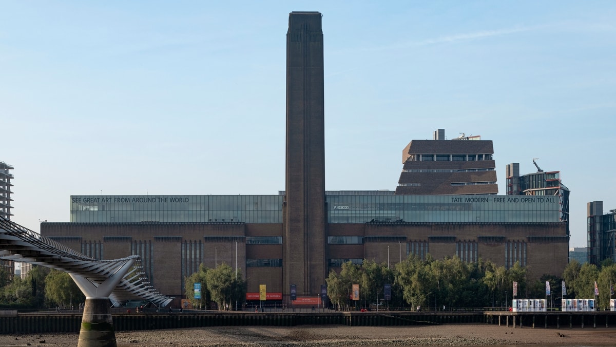 Una veduta della Tate modern a Londra (courtesy Gucci)