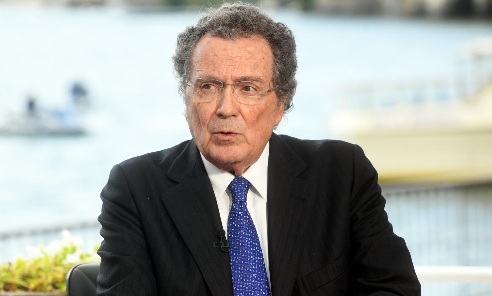 Dalla fusione con Cariplo all’opas su Ubi Banca. Gian Maria Gros-Pietro racconta le tappe della storia di Intesa Sanpaolo