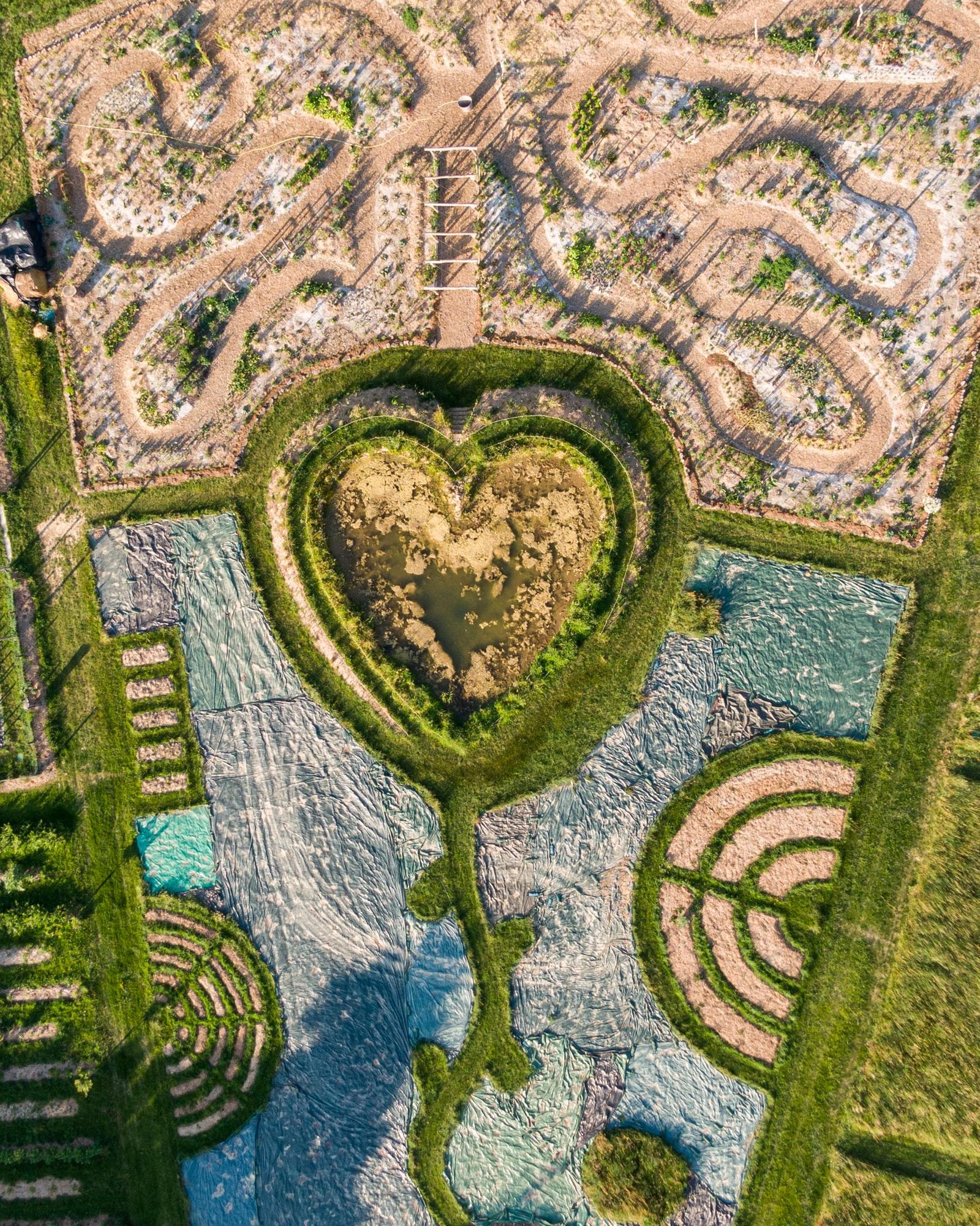 La vallée de la millière (courtesy Guerlain)
