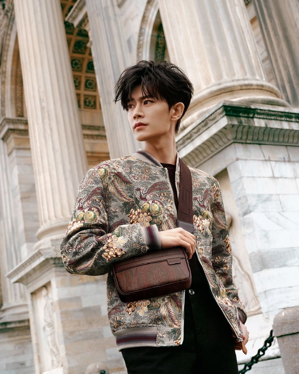 Il global ambassador di Etro, Ren Jialun (courtesy Etro)