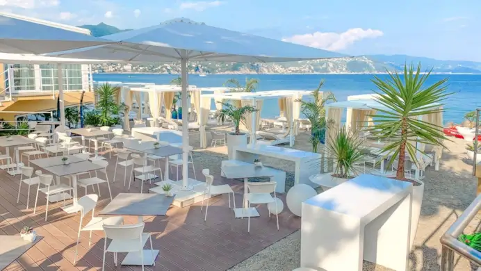 Il Chiringuito di A’Riccione, all’Oasi al Mare Beach Club, Santa Margherita
