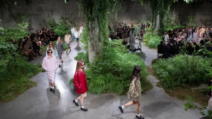 Un momento dello show Gucci cruise 2025 (ph Gio Staiano, courtesy Gucci)