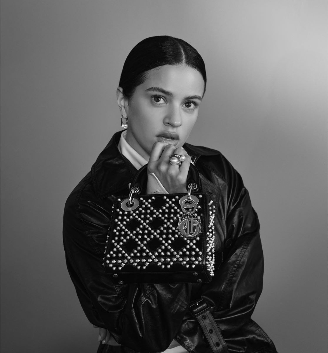 Rosalía nella nuova campagna Lady Dior (courtesy Dior)