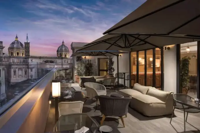 Mùn si trova all’ottavo piano del DoubleTree Hilton di Roma.