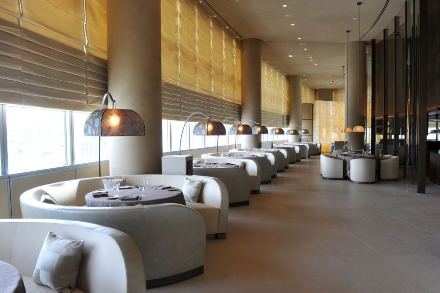 L’Armani/Ristorante tra i primi ad aprire a Dubai.