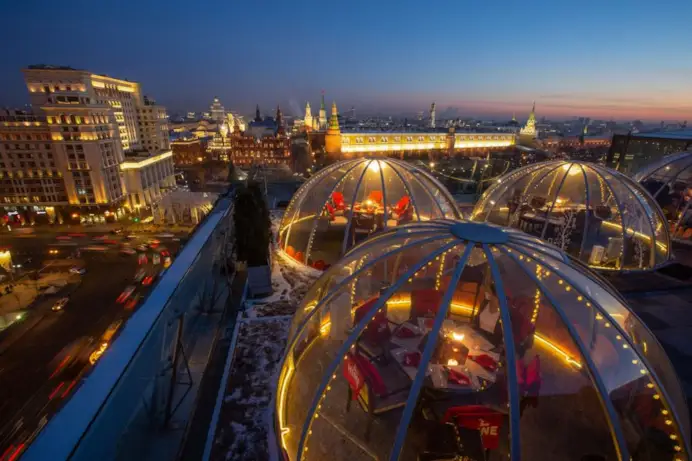 Il rooftop dell’O2 Lounge, al Ritz Carlton Hotel, di Mosca