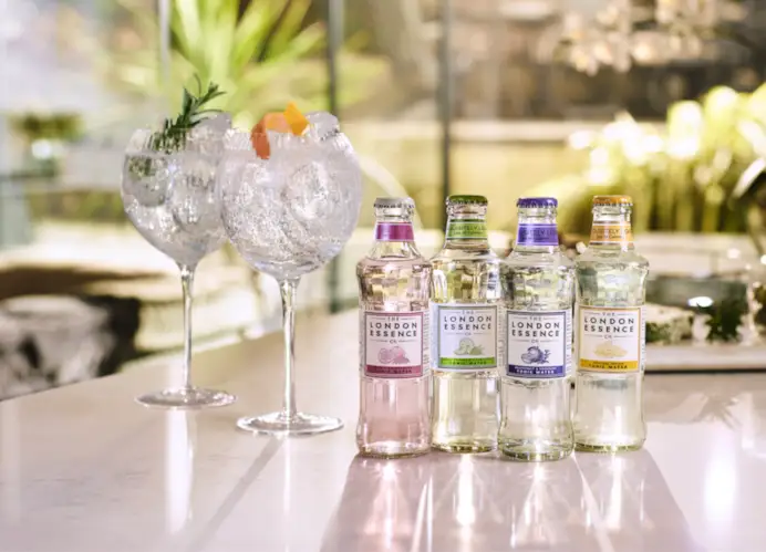 London Essence è distribuito in esclusiva da Molinari.
