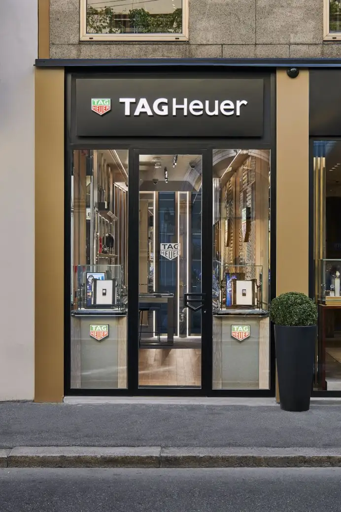 Tag Heuer apre a Milano