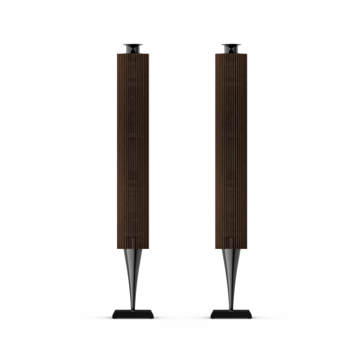 Coppia di altoparlanti stereo wireless Beolab 28 di Bang & Olufsen.