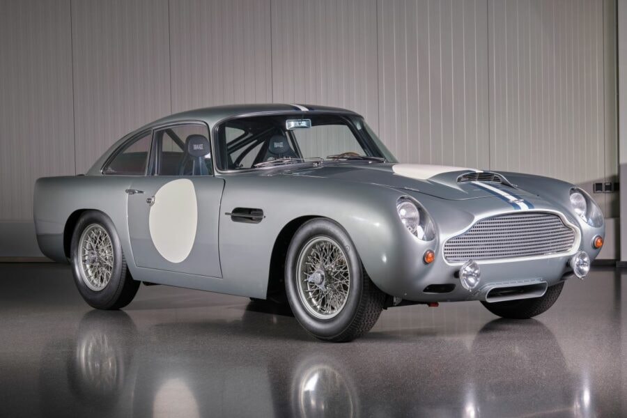 Aston Martin DB4 G.T. Continuation, Finarte.