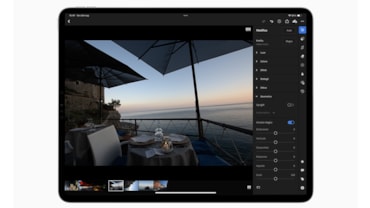 Con una capacità di calcolo di 38 mila miliardi di operazioni al secondo, M4 è perfetto per app AI come Draw ThingsCon un contrasto di 2.000.000:1 e una luminosità di 1.000 nit, Ultra Retina Xdr Display è perfetto per foto e video