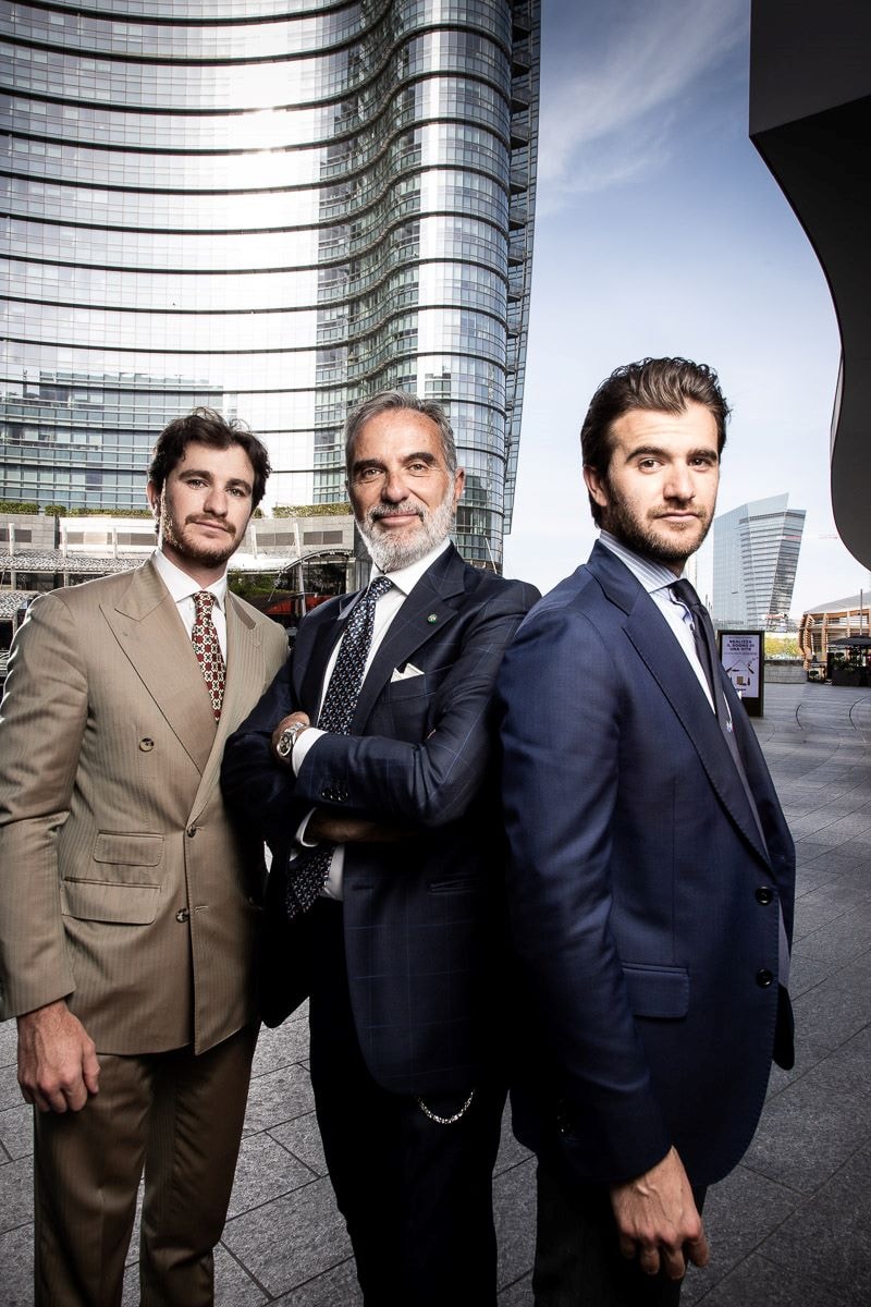 Umberto Verga insieme ai figli Federico e Riccardo.