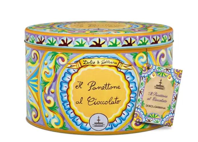 Continua la collaborazione tutta sicula con la pasticceria Fiasconaro di Dolce & Gabbana.