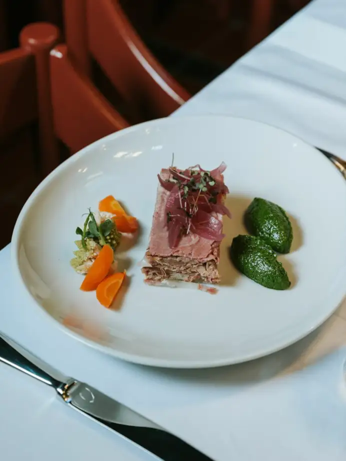 Tre trattorie top dove mangiare milanese a Milano