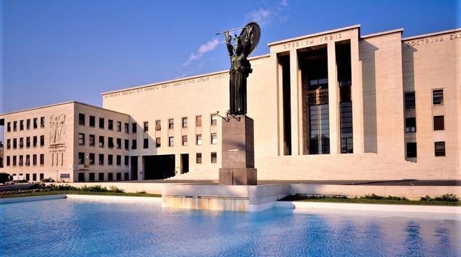 Una firma per gli studenti