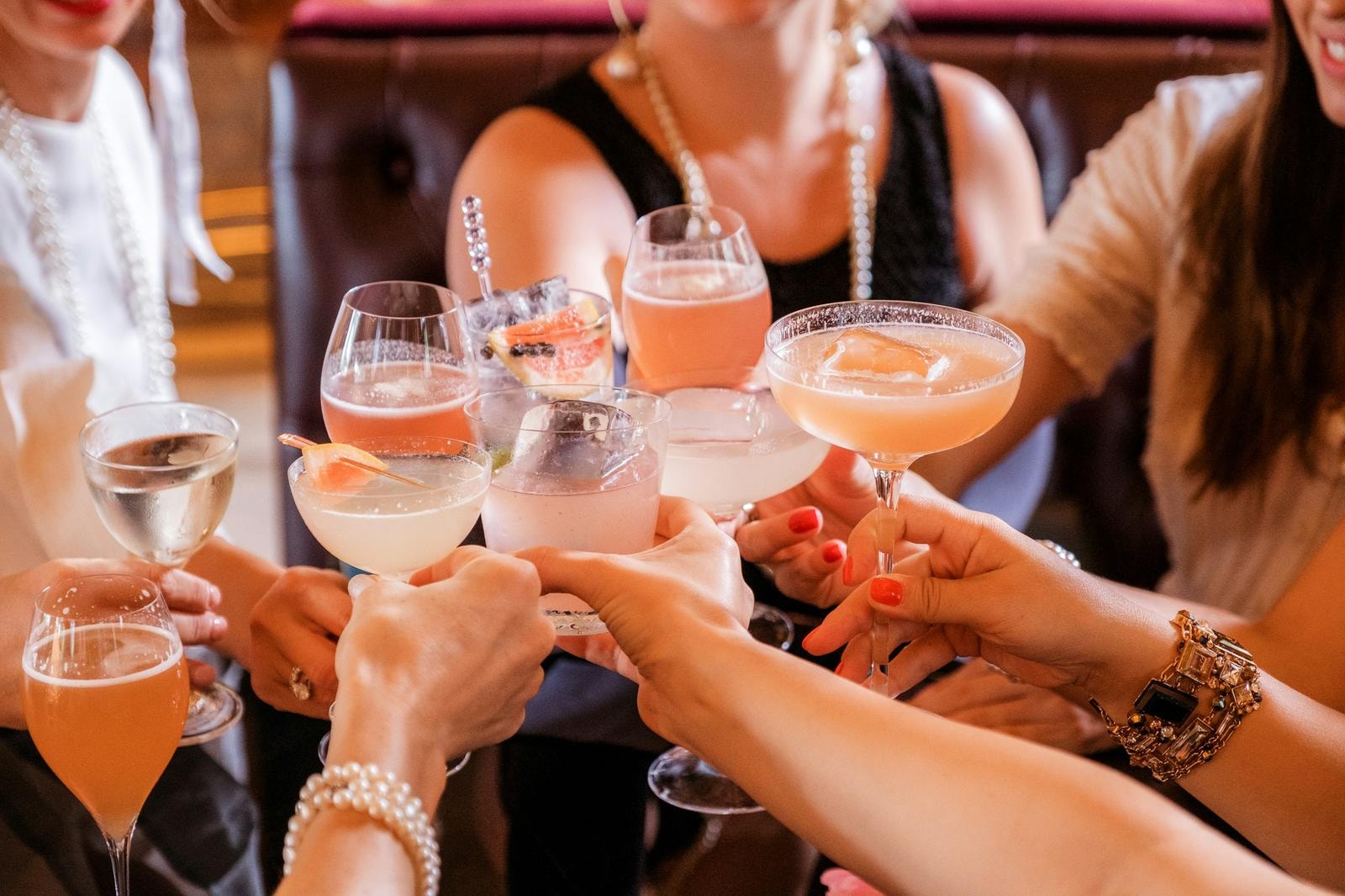 I 10 sparkling cocktail pi&ugrave; famosi