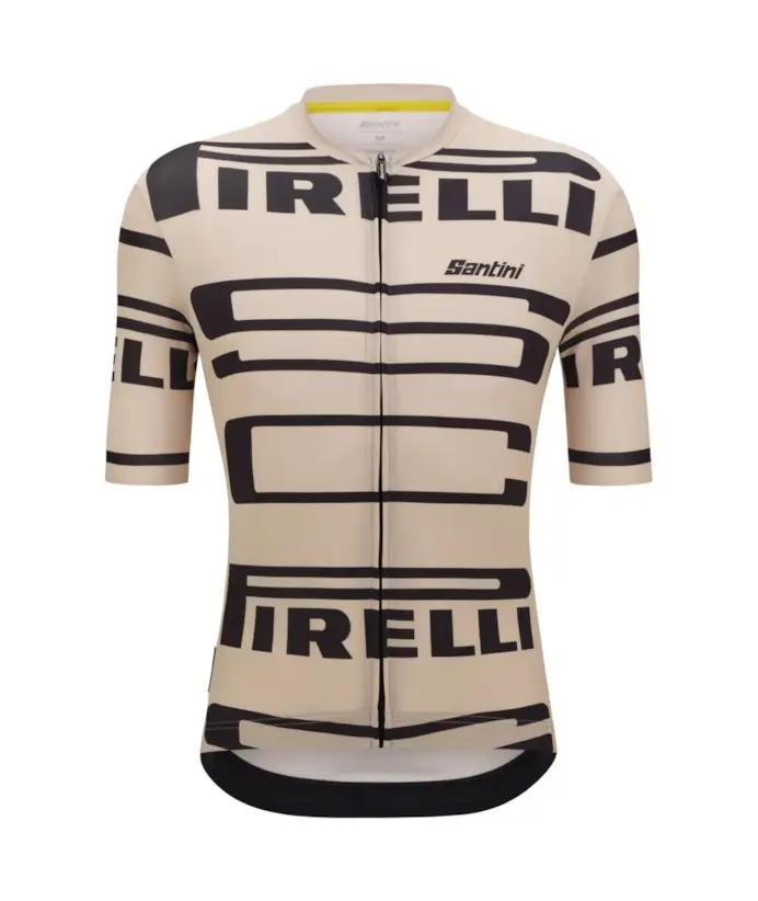 Pirelli, sul fianco della maglia è presente una patch ricamata Pirelli Sport Club, 100 euro