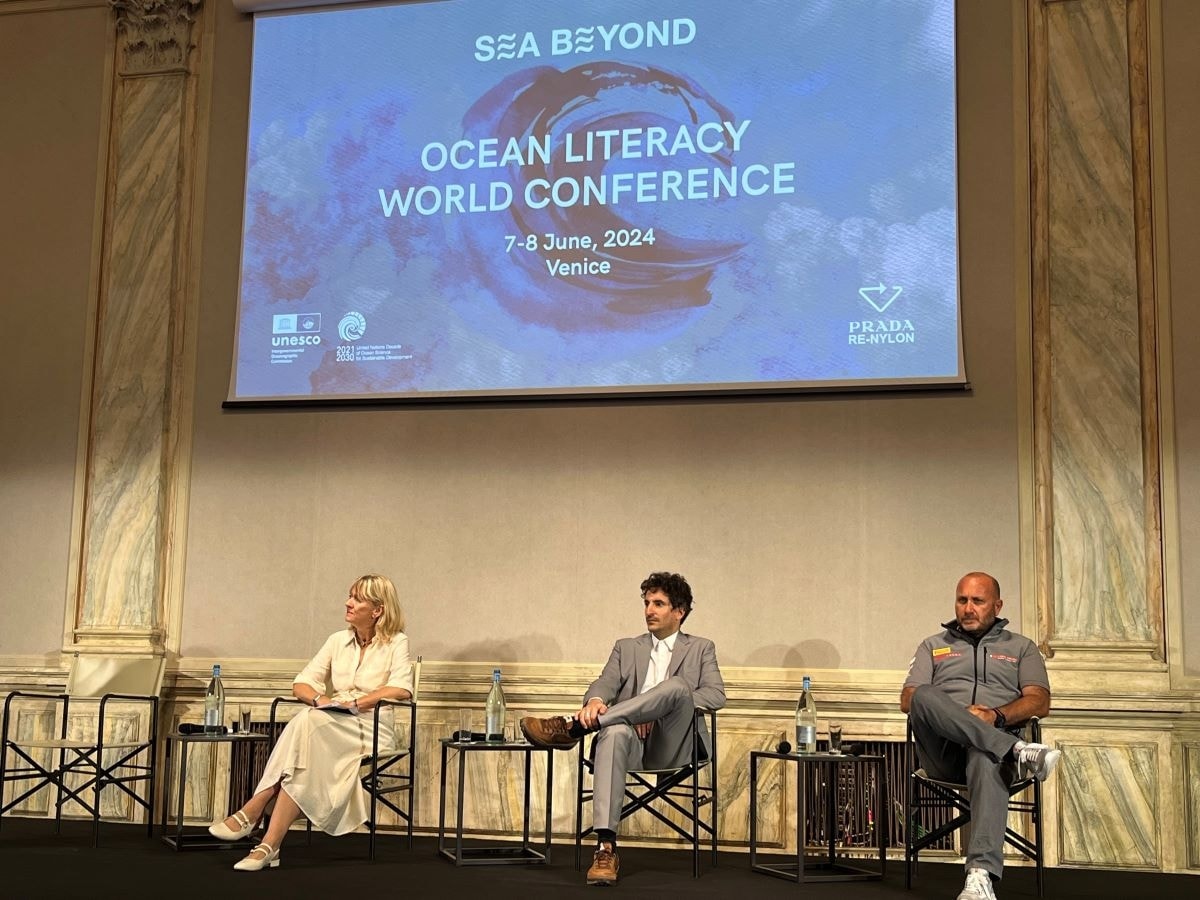Da sinistra, Francesca Santoro, Lorenzo Bertelli e Max Sirena durante la Ocean literacy world conference a Venezia