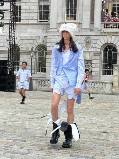 Un look Loverboy spring-summer 2025