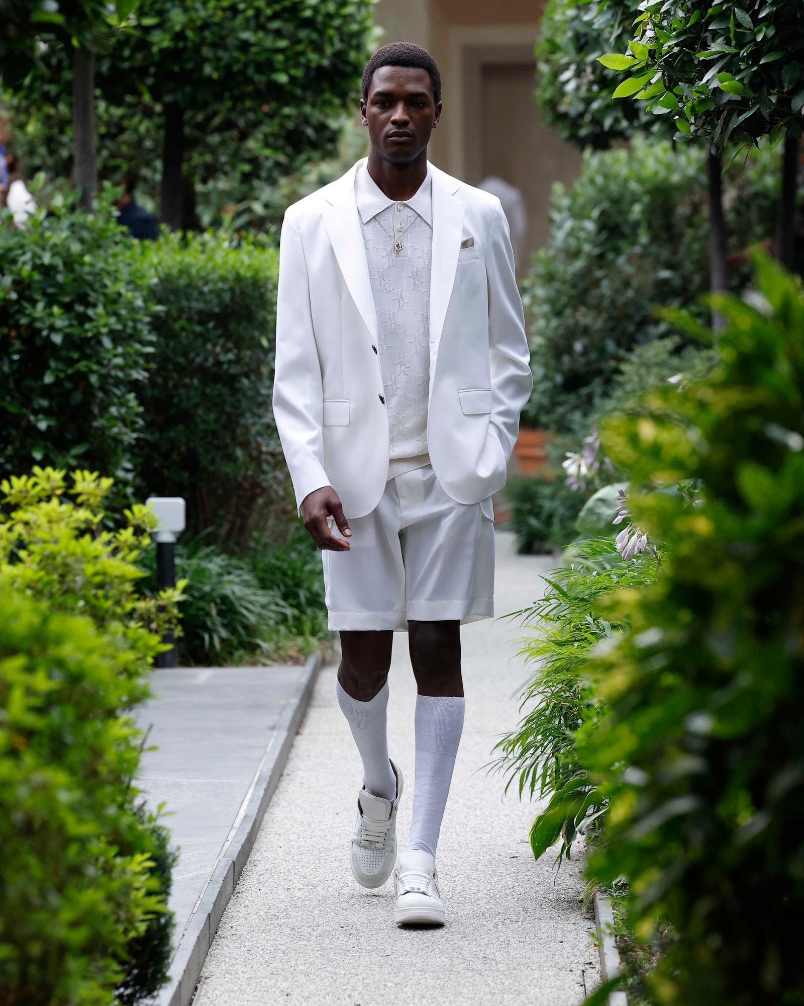 Un look Billionaire spring-summer 2025