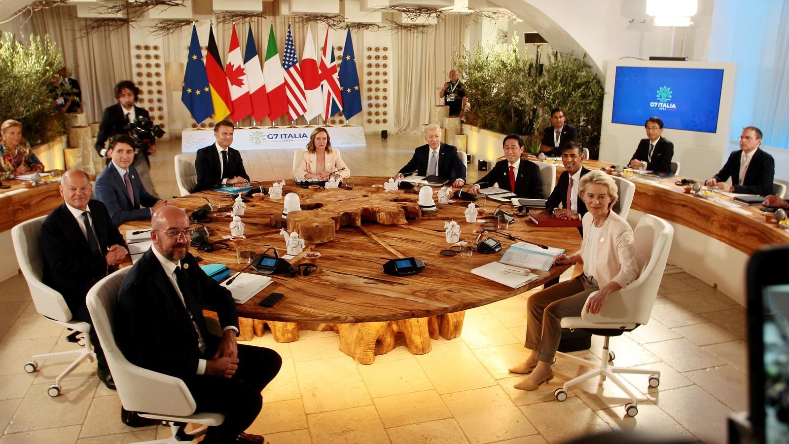 G7, nel documento finale condanna a Mosca, monito a Pechino e spazio alla cooperazione sull’AI