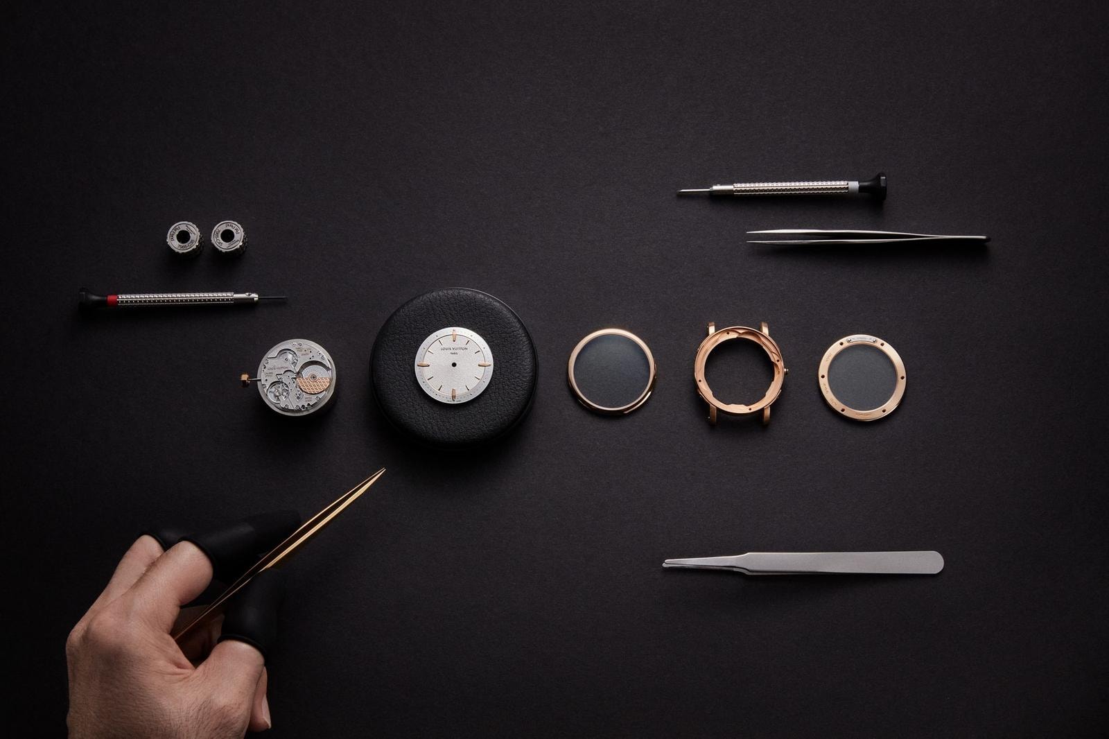 Louis Vuitton Escale: l’eleganza in un dress watch
