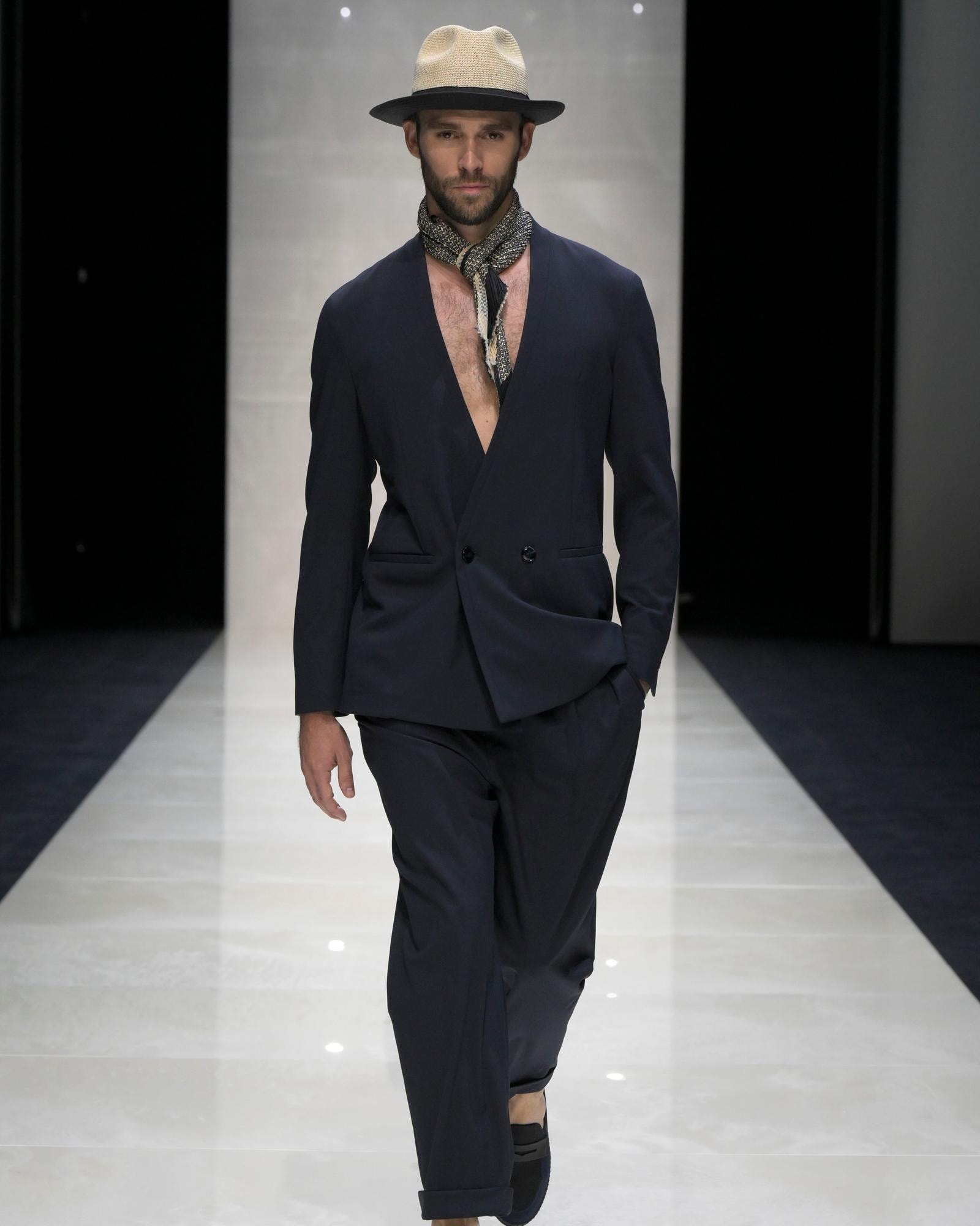 Un look Giorgio Armani spring-summer 2025