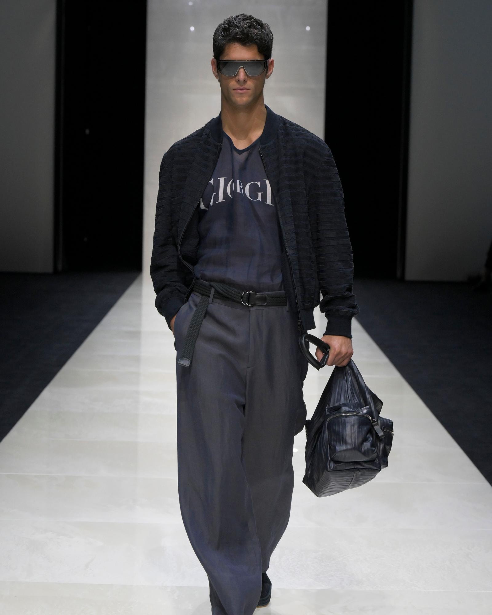 Un look Giorgio Armani spring-summer 2025