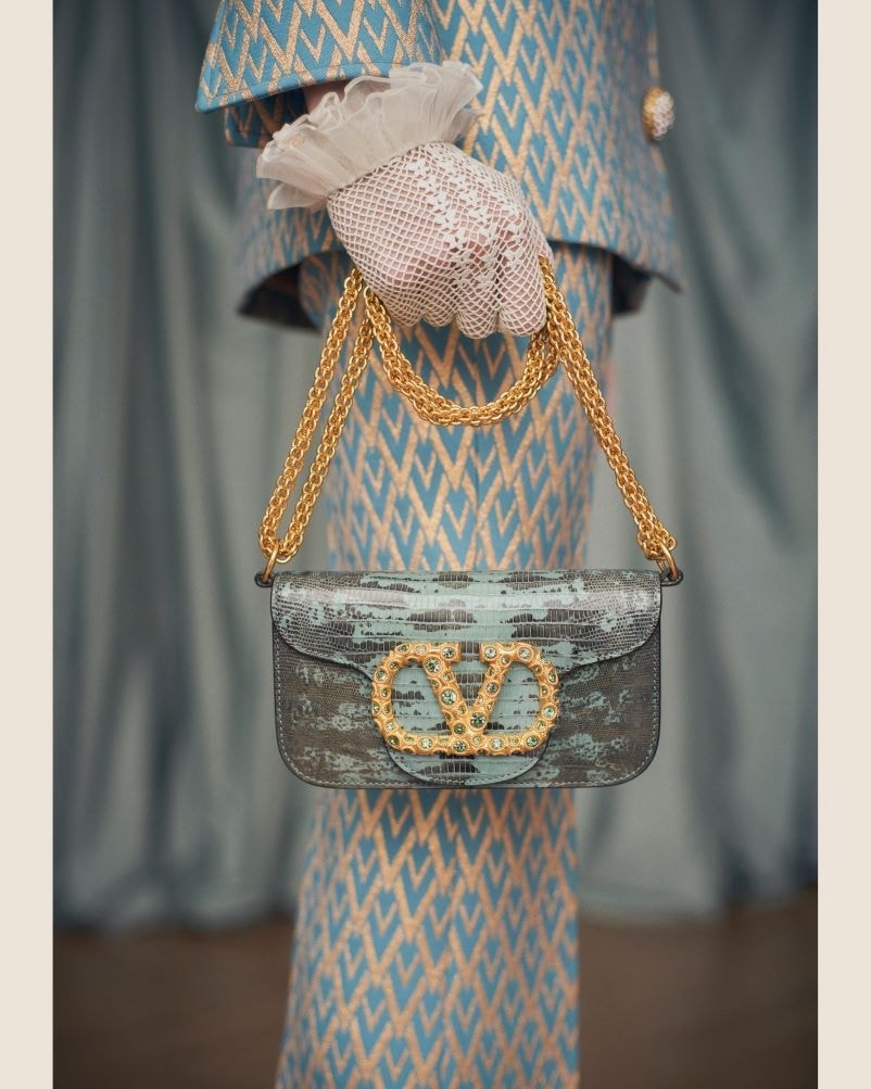 La rivoluzione di Alessandro Michele in 93 accessori