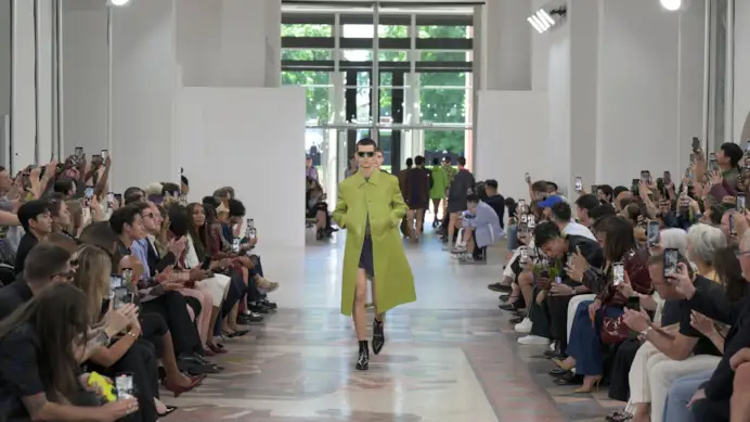 Il finale della sfilata Gucci spring-summer 2025 (courtesy Gucci)