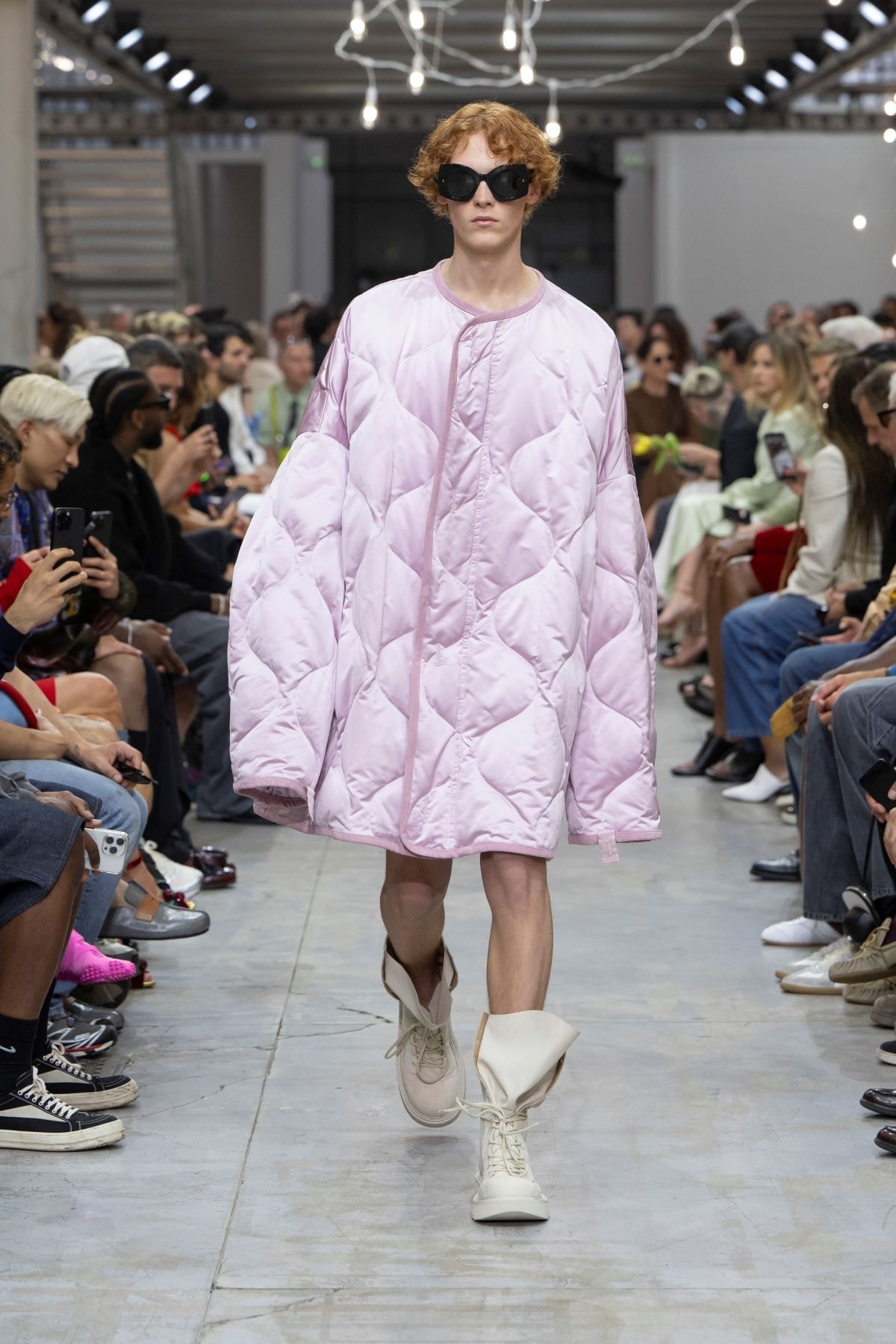 Un look di JW Anderson (courtesy JW Anderson)