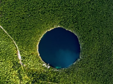 Destinazione paradiso: un viaggio da sogno alle Bahamas Destinazione paradiso: un viaggio da sogno alle Bahamas Andros Blue Hole