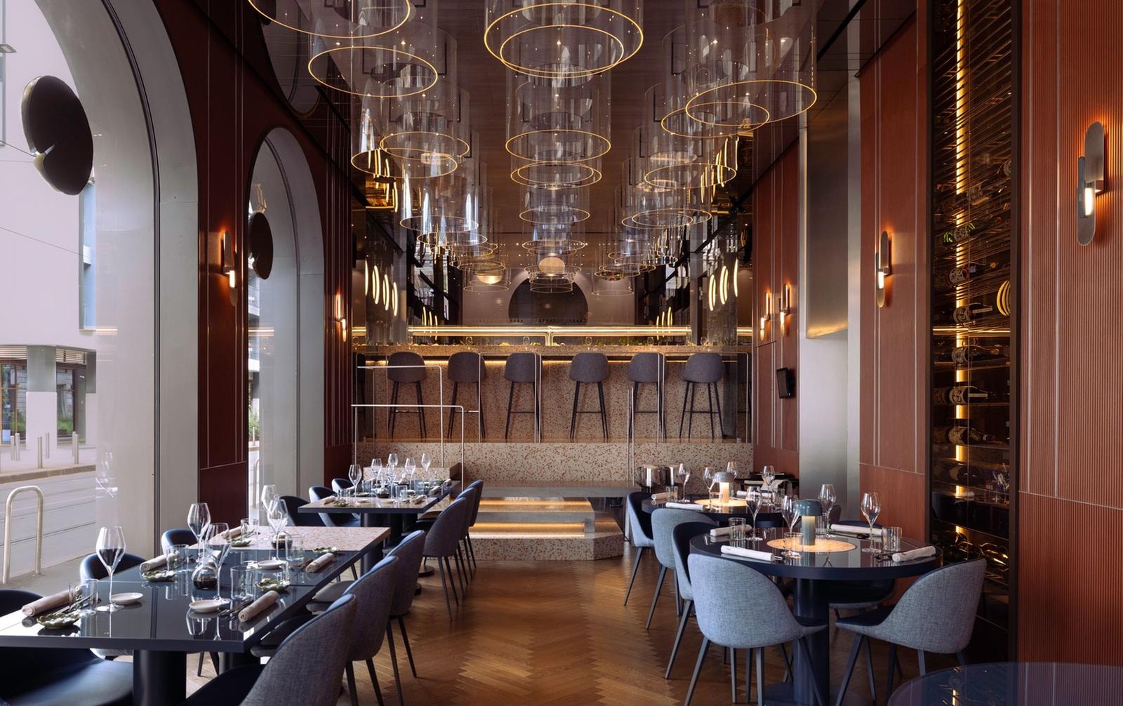 La sala del Waby all'ombra dei grattacieli di Porta Nuova.