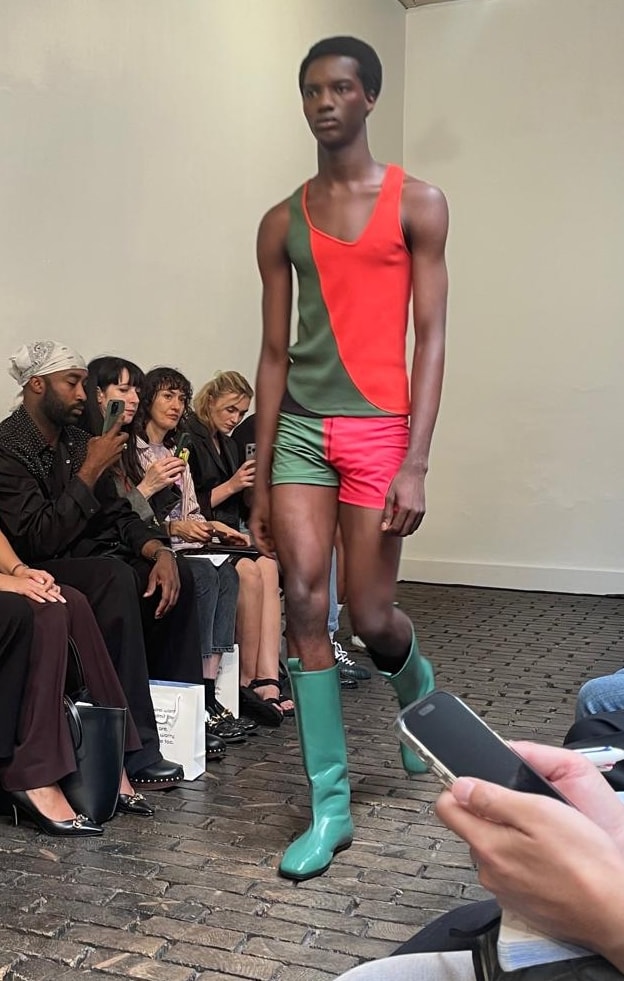 Un look Bianca Saunders spring-summer 2025