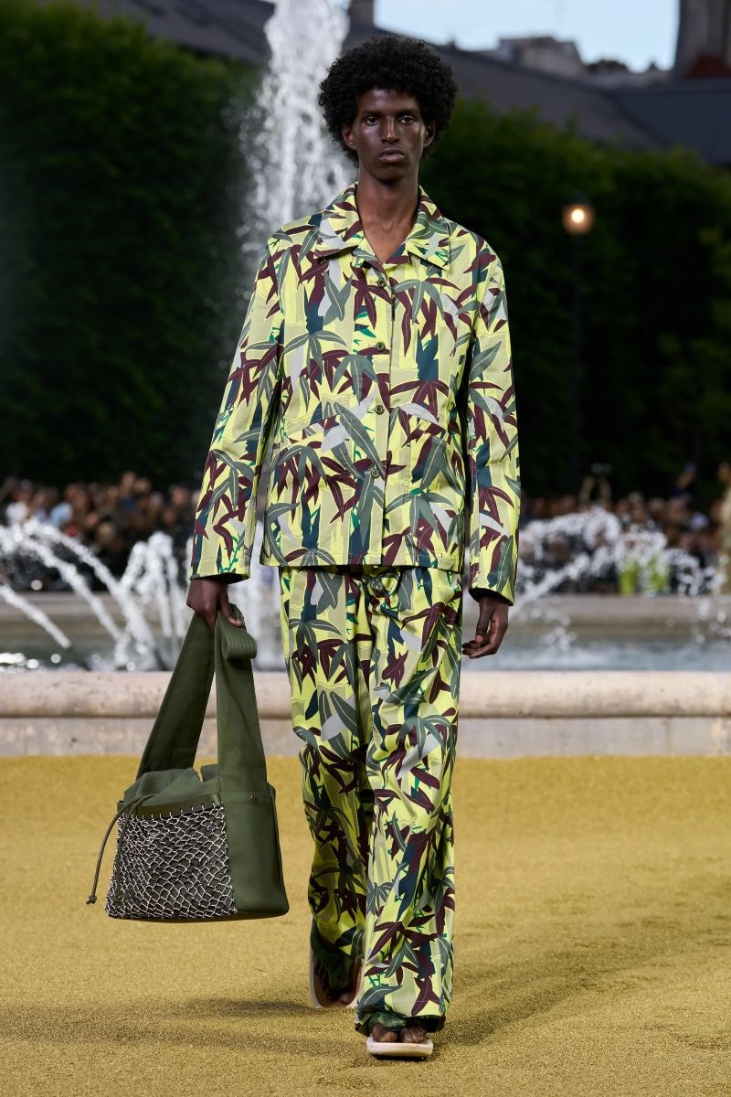 Un look Kenzo spring-summer 2025 (courtesy Kenzo)