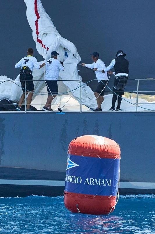 Lo spettacolo della Giorgio Armani Superyacht Regatta